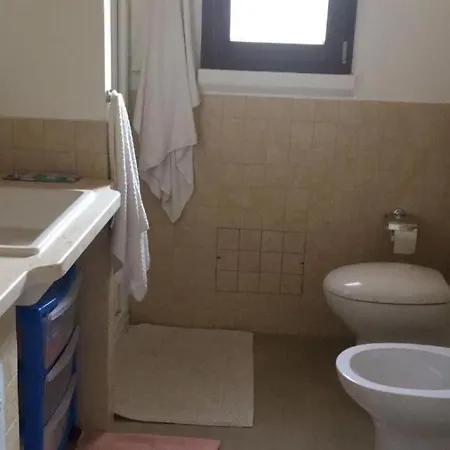 Trilocale Con Cortile بودوني